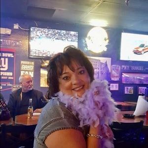 Meet your Posher, Julie